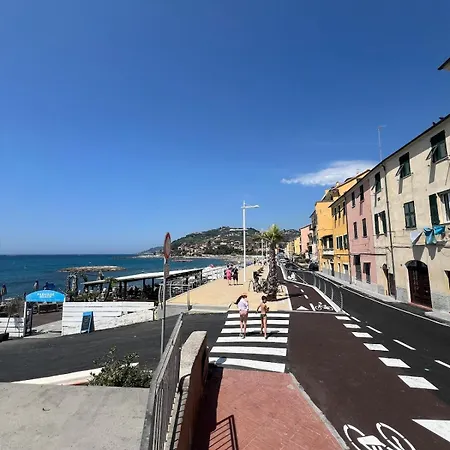 Lägenhet Casa Borgo Prino Imperia